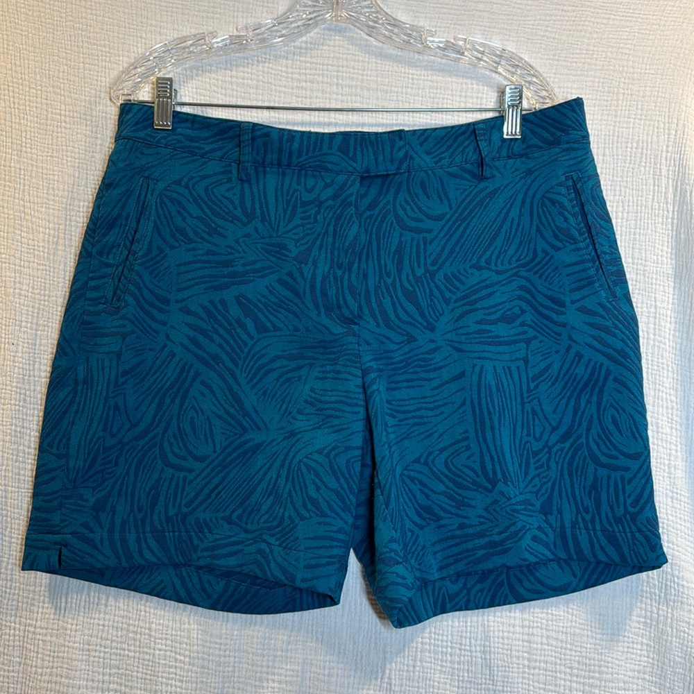 Lady Hagen Women's Paradise Found Blue Zebra Golf Shorts‎